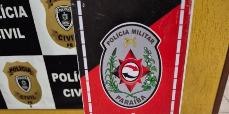 Polícia militar apreende arma de fogo após abordagem a veículo, em Catolé do Rocha