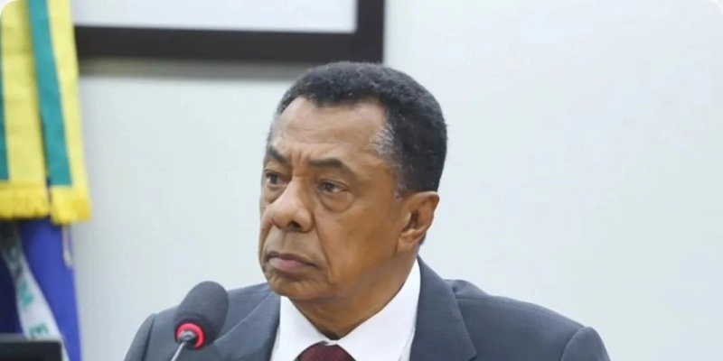 Damião Feliciano explica saída de filho de secretaria e aponta acordo político
