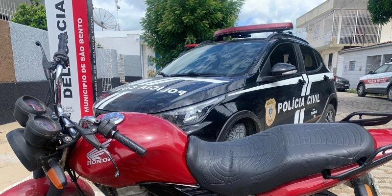 Polícia militar recupera, em Paulista, moto que fora furtada em São Bento 
