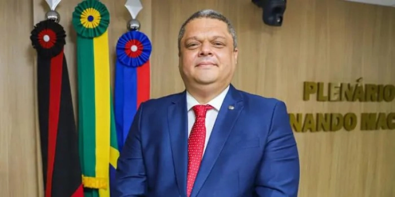 Operação determina afastamento do prefeito eleito de Cabedelo em investigação de esquema de fraudes em licitações