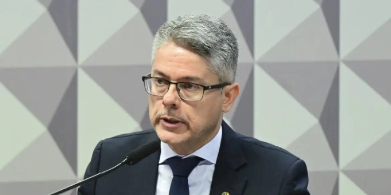 Relatório da CPI do Crime conecta facções com sistema financeiro