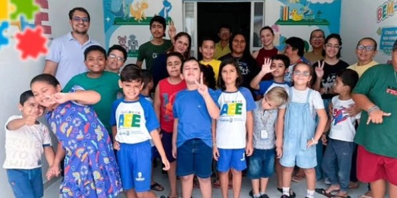 Oficina artística marca programação da Semana de Conscientização do Autismo em Aparecida