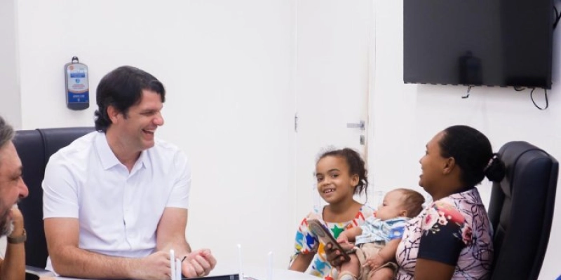 Leo Bezerra entrega novas moradias do ‘Compra Assistida’ e amplia programa para mais de 260 famílias beneficiadas