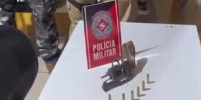 PM recupera moto roubada e apreende arma de fogo em Belém do Brejo do Cruz