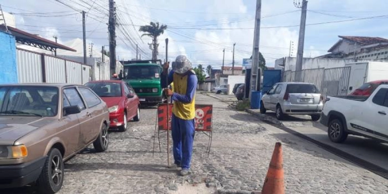 Seinfra inicia semana executando serviços em 29 bairros de João Pessoa