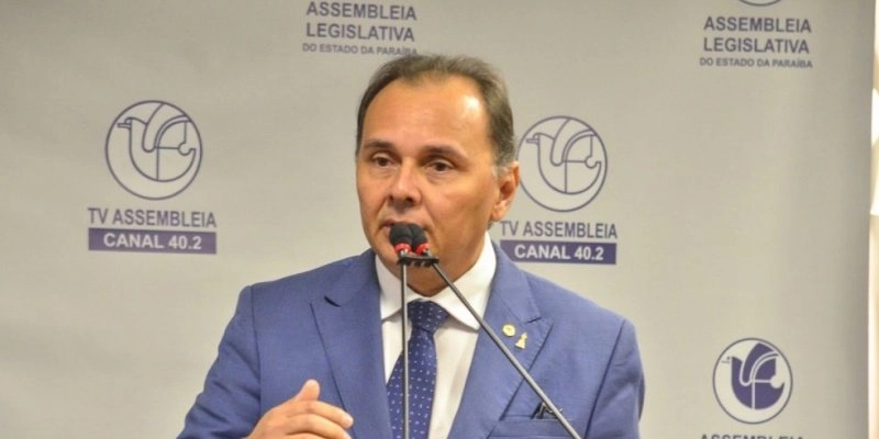 Manoel Ludgério anuncia apoio a Cícero Lucena na disputa pelo Governo da Paraíba