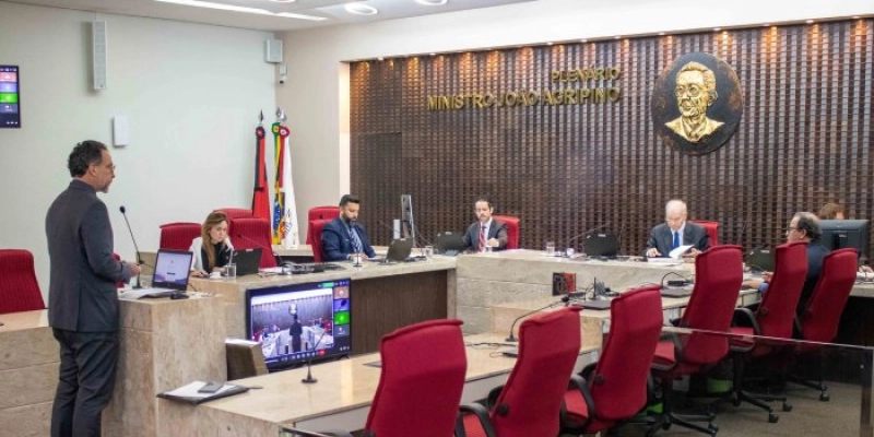 TCE aprova as contas de dois entes previdenciários e de nove Câmaras Municipais