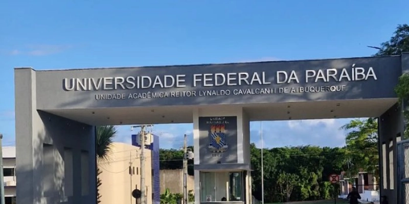 UFPB abre seleção com 31 vagas para professor substituto e salários de até R$ 8,3 mil