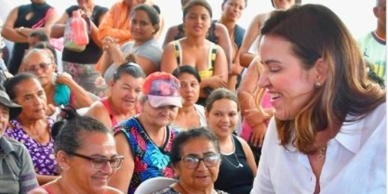 Pollyanna destaca legado feminino e reforça luta por igualdade
