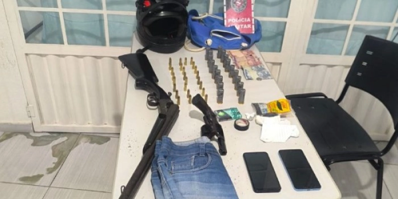 PM apreende armas e munições durante blitz da “Operação Trabalhador” no Sertão