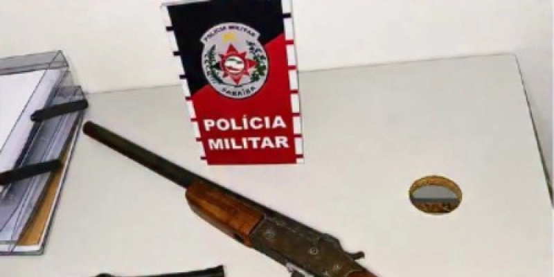 Receptador é preso no Sertão da PB com moto adulterada e armas de fogo