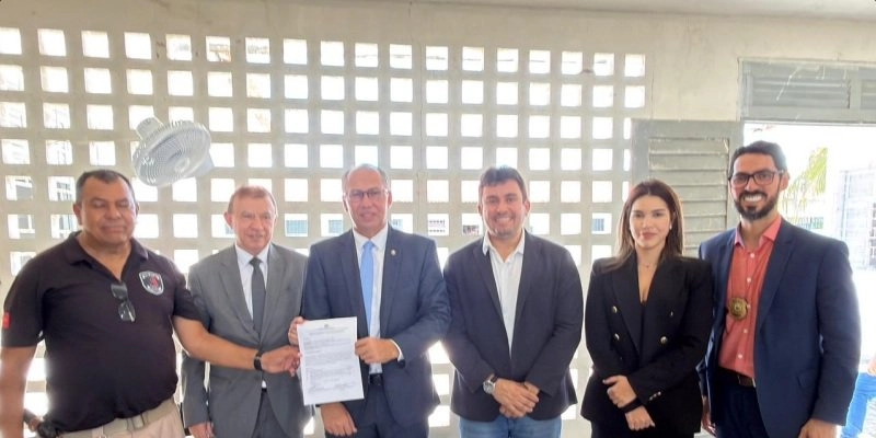 Helder assina Termo de Cooperação Técnica que garante implantação dos programas: “Pão na Mesa” e "Terceira Refeição” na Colônia Penal Agrícola