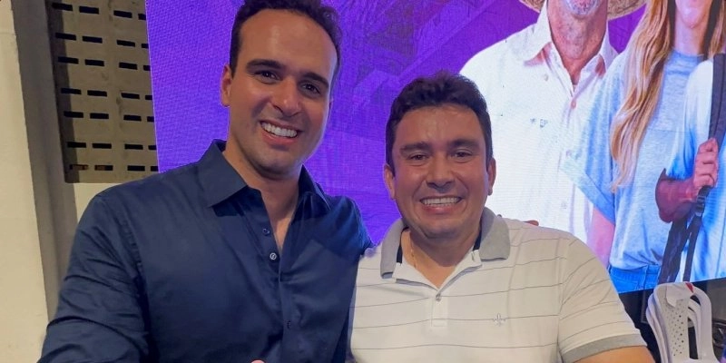 “Sousa tem um menino, e a Paraíba vai ter outro”, diz Helder ao lado de Lucas Ribeiro