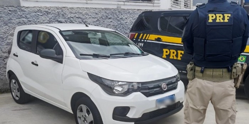 PRF recupera veículo furtado e detém homem por receptação e adulteração em João Pessoa
