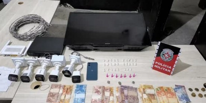Suspeito tenta fugir de cerco policial, mas acaba preso com drogas em Cajazeiras
