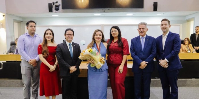 ALPB concede medalha de Mérito Jurídico Tarcísio de Miranda Burity à promotora Ana Maria França