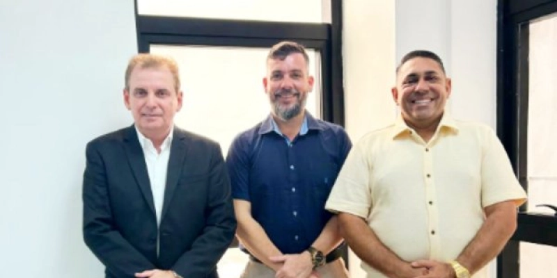 Deputado Chico Mendes e prefeito João Neto buscam investimentos para Aparecida