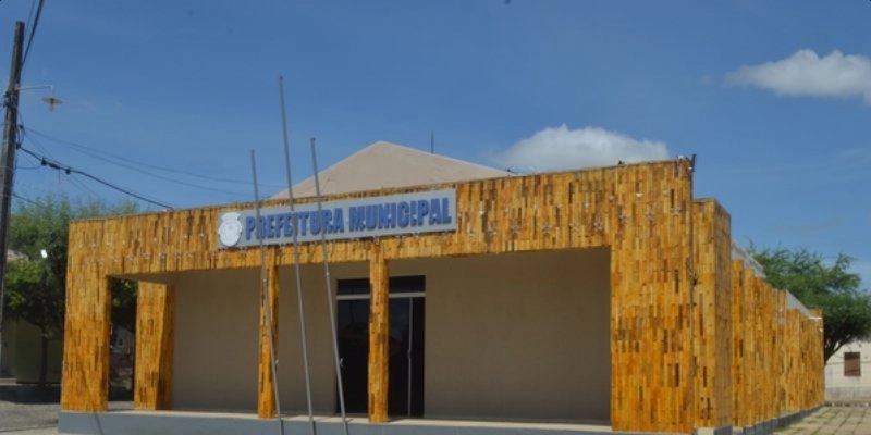 Prefeitura de Bom Jesus abre licitação de R$ 1,1 milhão para limpeza urbana