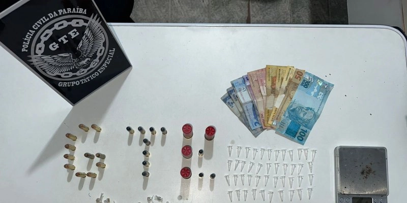 Polícia Civil prende dois homens durante ação de combate ao tráfico de drogas