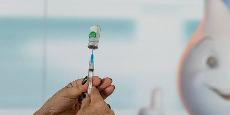 Nova vacina pneumocócica 20 começa a ser disponibilizada no SUS para crianças