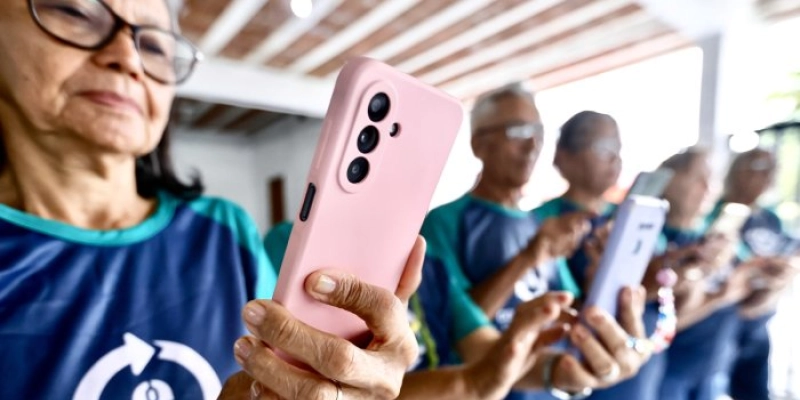 João Pessoa é reconhecida nacionalmente por projeto de inclusão digital voltado à população idosa