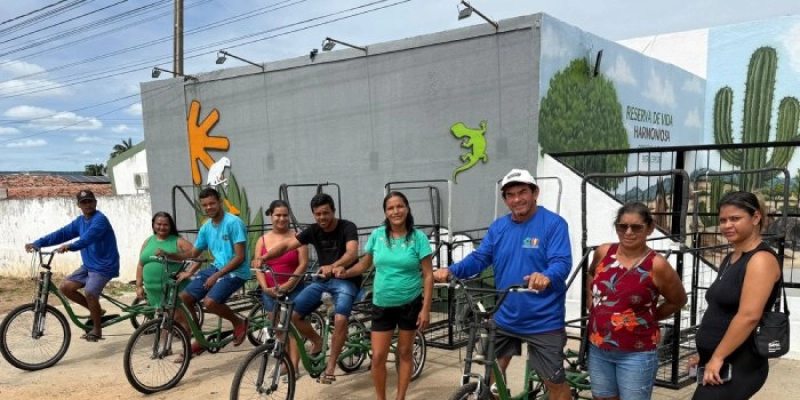 Governo entrega triciclos para catadores de recicláveis na Semana Mundial do Meio Ambiente