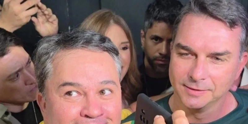 Efraim Filho anuncia visita de Flávio Bolsonaro à festa junina da Paraíba