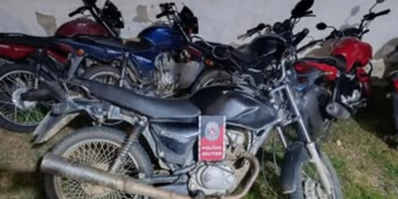 PM identifica motocicleta adulterada durante patrulhamento na cidade de Pombal