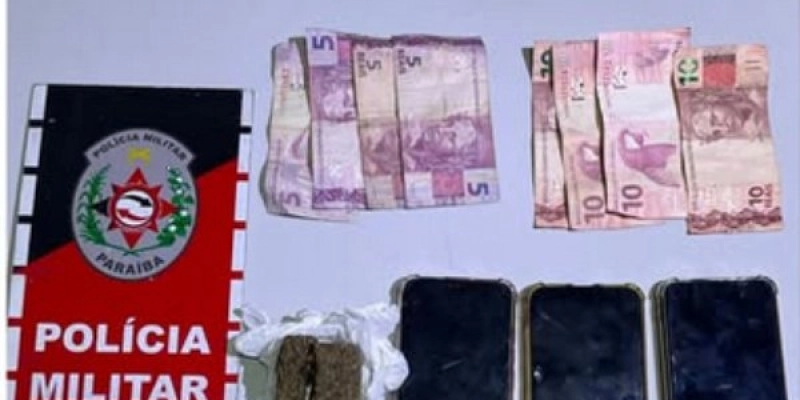 PM fecha ponto de tráfico e prende mulher reincidente no bairro Nova Vida, em Pombal