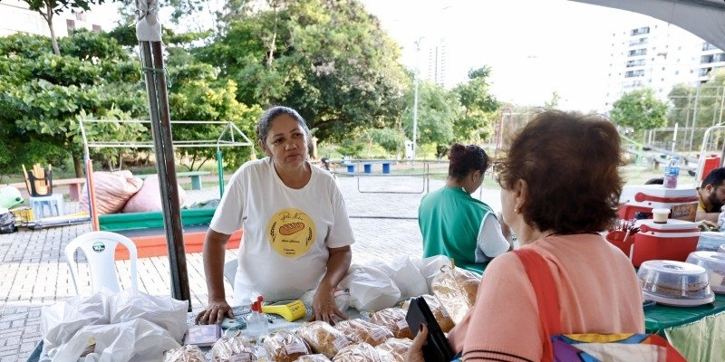 Feira da Agricultura Familiar conquista empreendedores e clientes com produtos saudáveis e de qualidade