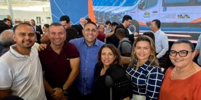 Aparecida garante recursos federais para Programas do Leite, Cisternas e novos veículos do SUAS
