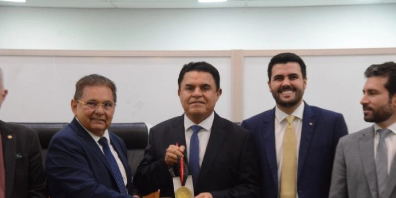 Assembleia Legislativa concede Medalha Epitácio Pessoa ao deputado Wilson Santiago