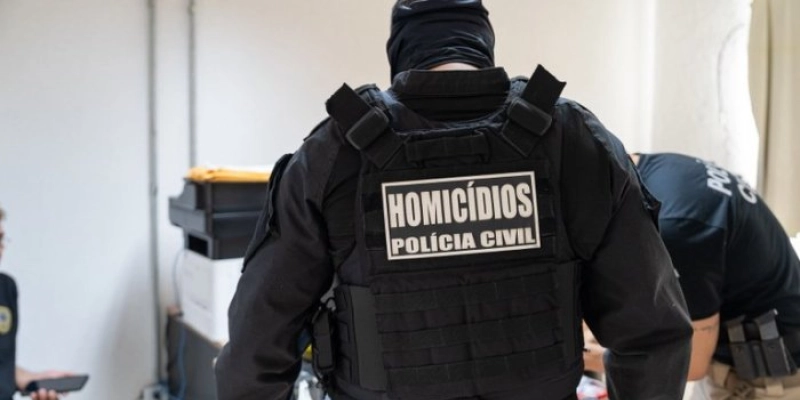 Força-tarefa cumpre 18 mandados de prisão contra facção que financiava armas na Paraíba