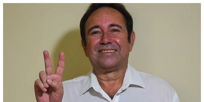 TCE julga denúncia parcialmente procedente e multa prefeito de Teixeira por falhas no controle de combustíveis