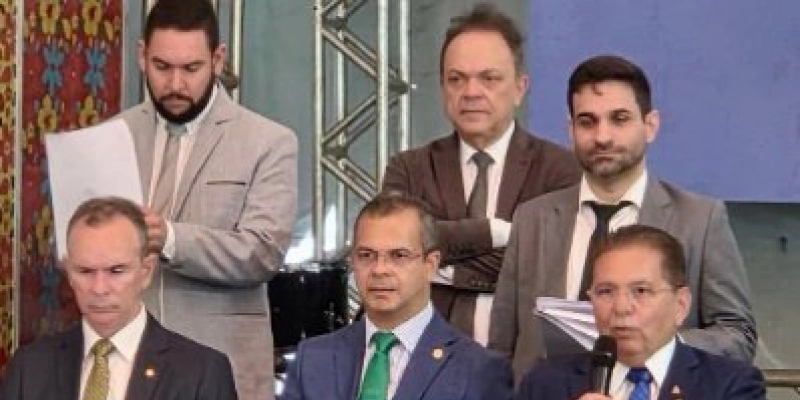 Jutay Meneses participa de sessão da Assembleia em Campina Grande e reforça compromisso com os paraibanos