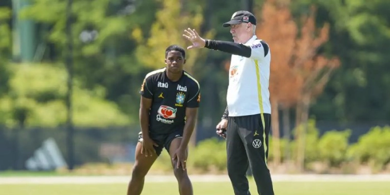 Ancelotti confirma mudanças no Brasil contra o Haiti e pede futebol mais criativo