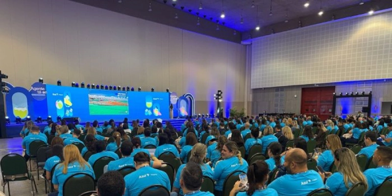 Paraíba capacita 400 agentes líderes em vendas da Azul Viagens em Fortaleza