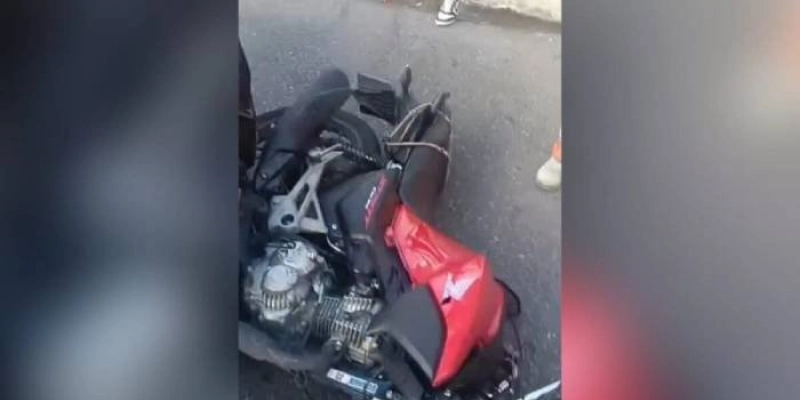 Motoboy de 47 anos morre em forte colisão com carro, na Paraíba