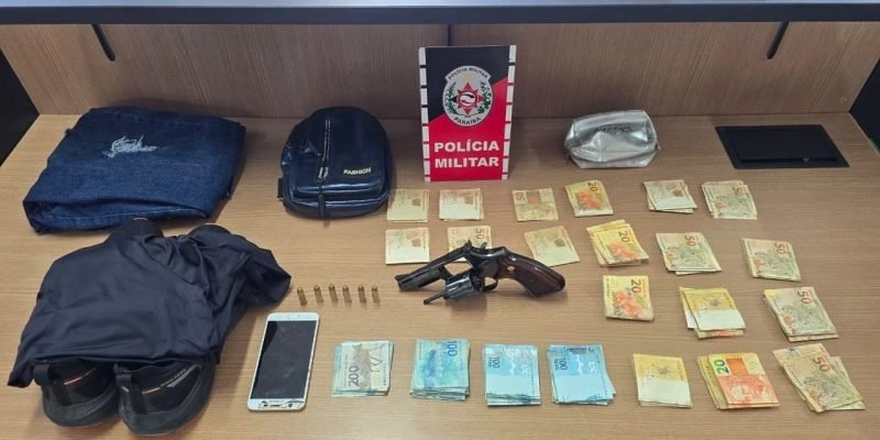 Polícia militar prende um dos líderes de facção criminosa