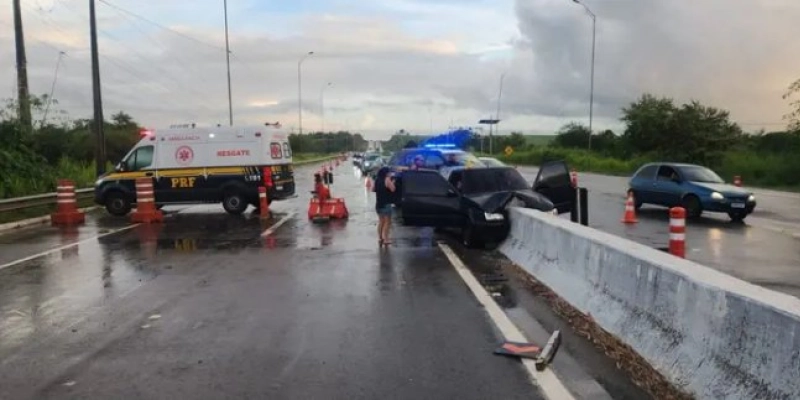 Capotamento na BR-230 deixa uma pessoa morta em Riachão do Bacamarte, neste sábado