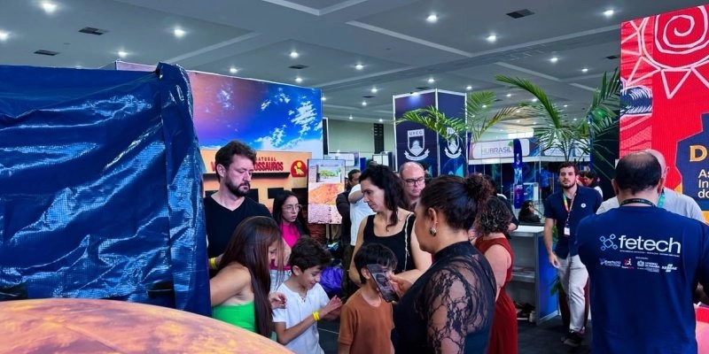 Fetech 2026 encerra programação com público de 20 mil pessoas em Campina Grande