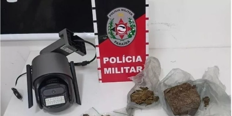 PM desarticula central de monitoramento do tráfico e apreende drogas no Sertão