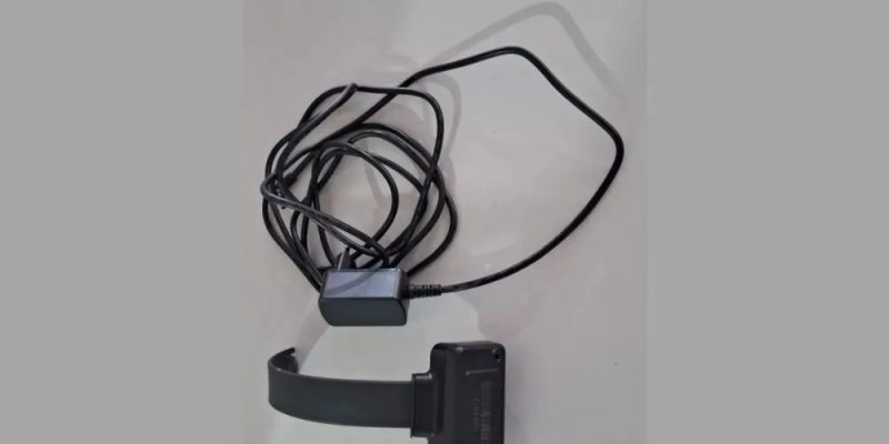 Homem rompe tornozeleira eletrônica e abandona equipamento em residência no Sertão da Paraíba