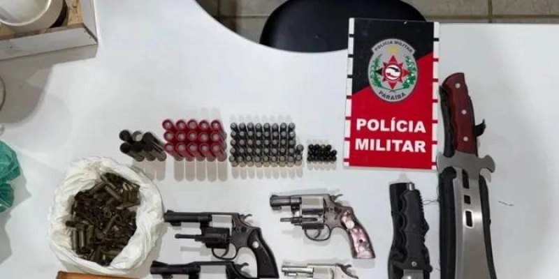 Homem é preso com cinco armas e material de recarga na cidade de São Bento