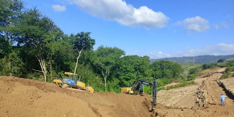 DER inicia obras de pavimentação de estrada entre os distritos de Galante e Ligeiro, na região de Campina Grande