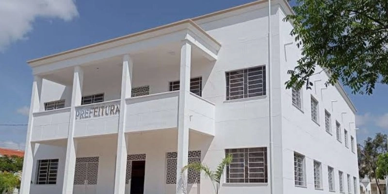 Relatório do TCE aponta riscos em contratações temporárias, piso da enfermagem e limpeza urbana em Cajazeiras