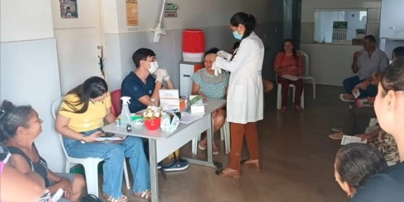 Campanha Julho Neon promove ações de prevenção e atendimento em saúde bucal em Aparecida