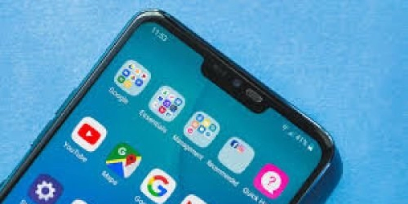 Cehap orienta população a ficar atenta a golpes na internet e reforça o uso dos canais oficiais