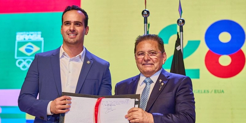 Lealdade e histórico de cumprimento de acordos fortalecem nome de Adriano Galdino para vice de Lucas