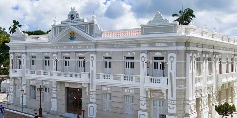 Capital paraibana completa 441 anos com mudanças no funcionamento dos serviços públicos e privados